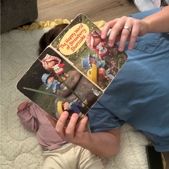 Meet your Posher, Yadira - Picture 1 of 2